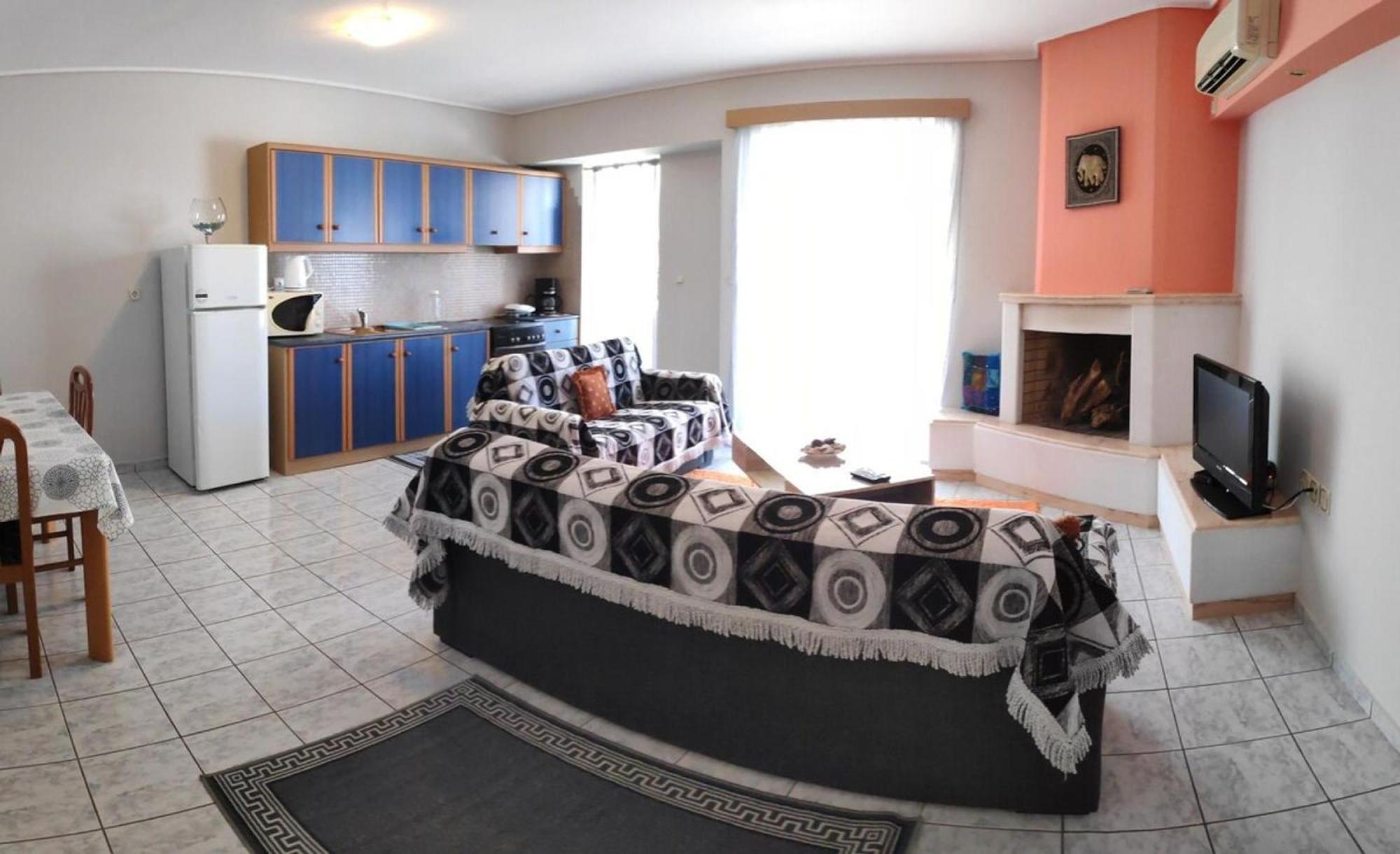 Daphnus Apartment In Agios Konstantinos Agios Konstantinos  Екстериор снимка